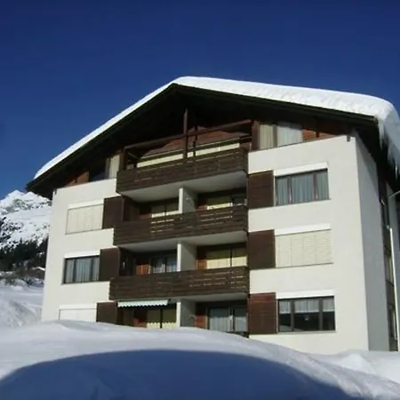 Anita 7 Defuns Surselva